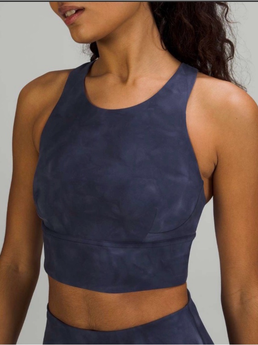 Lululemon Wunder Train Longline Bra *Medium Support, C/D Cup
Diamond Dye Size 4